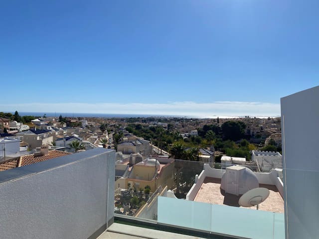 3 slaapkamer Villa te koop in Los Balcones met zwembad garage - € 649.000 (Ref: 8837520)