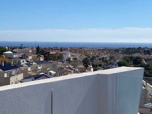 3 sypialnia Willa na sprzedaż w Los Balcones z basenem garażem - 649 000 € (Ref: 8837520)