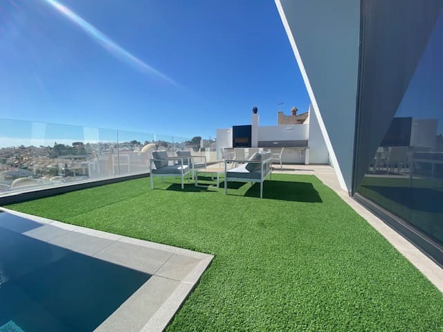 3 sypialnia Willa na sprzedaż w Los Balcones z basenem garażem - 649 000 € (Ref: 8837520)