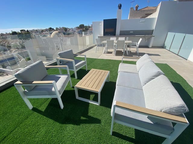 3 sypialnia Willa na sprzedaż w Los Balcones z basenem garażem - 649 000 € (Ref: 8837520)