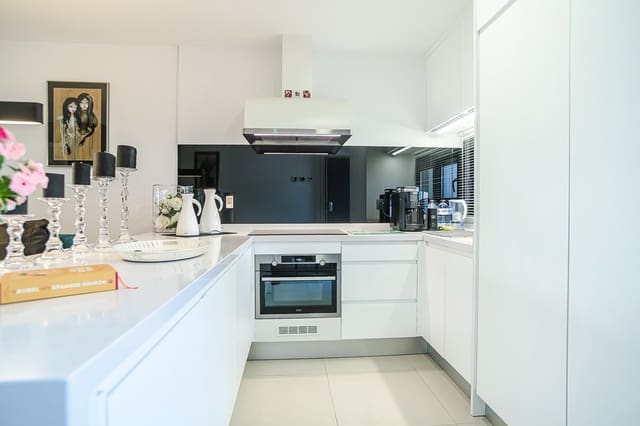 2 Zimmer Apartment zu verkaufen in Pilar de la Horadada mit Pool - 317.500 € (Ref: 9087231)