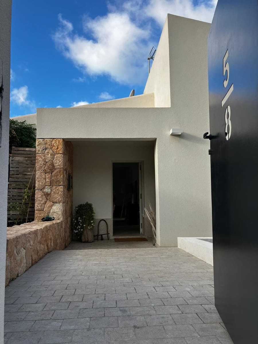 6 soveværelse Villa til salg i Costa de la Calma med swimmingpool garage - € 1.300.000 (Ref: 9209358)