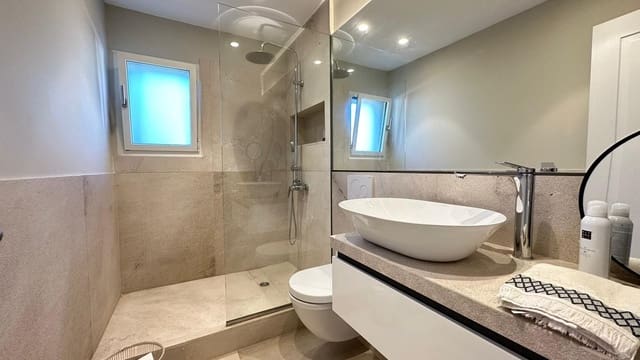 6 sypialnia Willa na sprzedaż w Costa de la Calma, Calvià z basenem garażem - 1 300 000 € (Ref: 9209358)