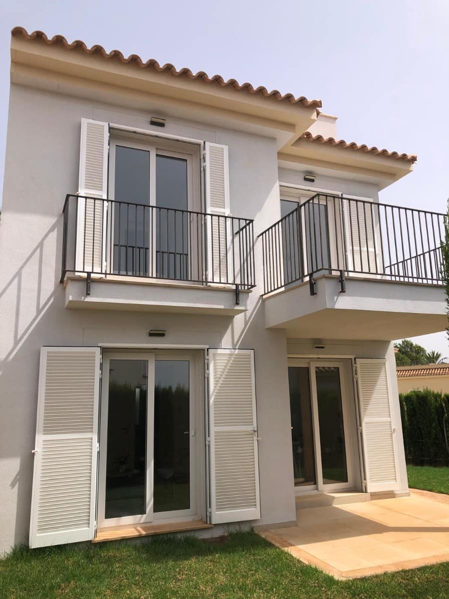 2 slaapkamer Villa te koop in Campos met zwembad - € 695.000 (Ref: 9237944)