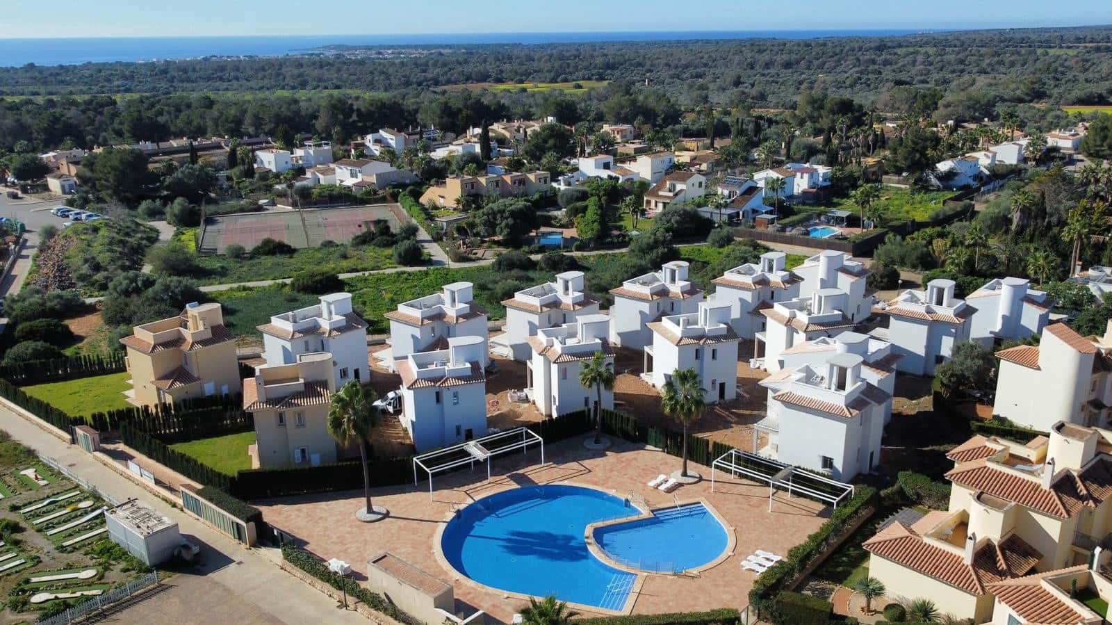 2 slaapkamer Villa te koop in Campos met zwembad - € 695.000 (Ref: 9237944)