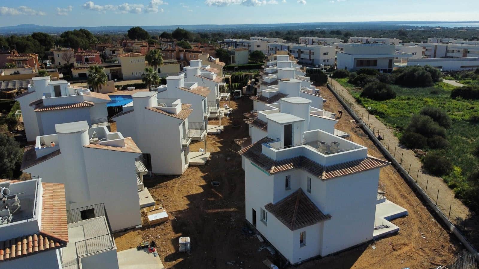 2 slaapkamer Villa te koop in Campos met zwembad - € 695.000 (Ref: 9237944)