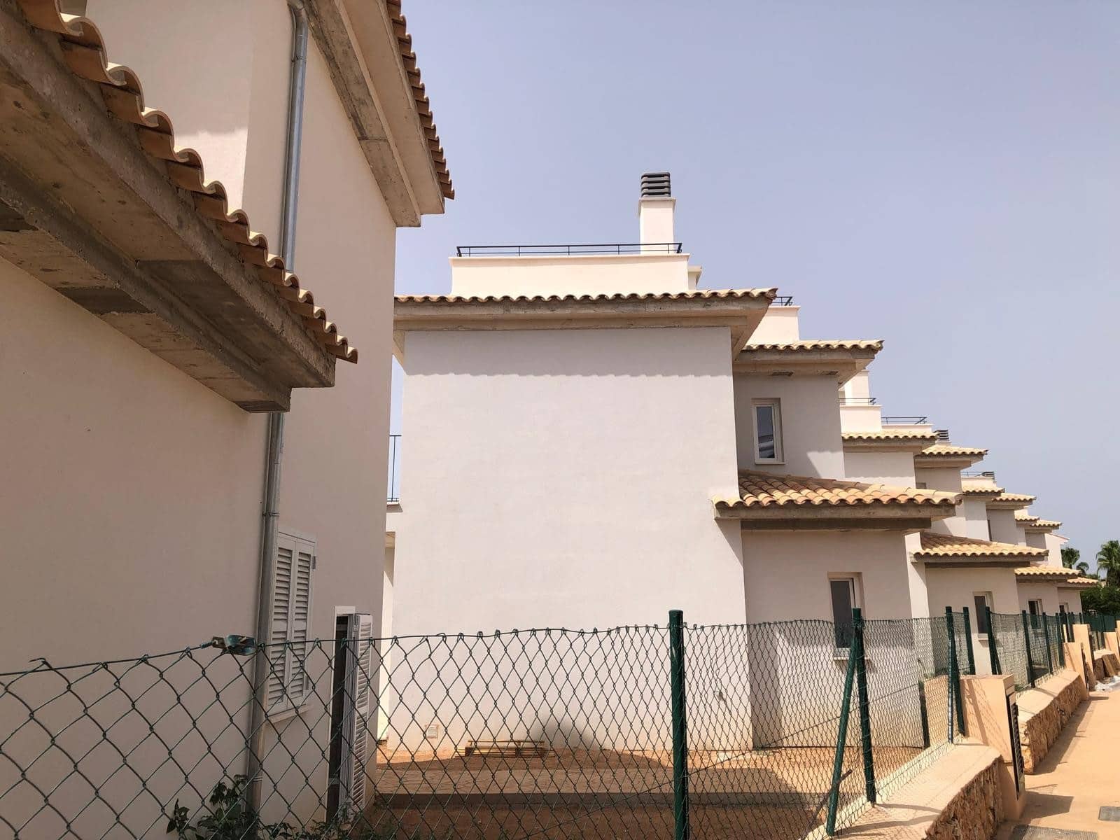 2 slaapkamer Villa te koop in Campos met zwembad - € 695.000 (Ref: 9237944)