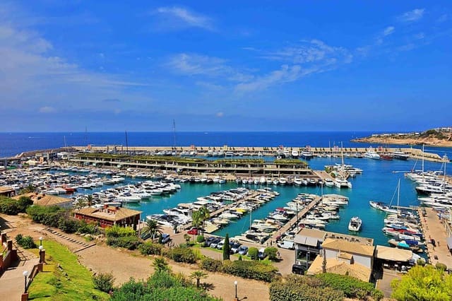 2 bedroom Penthouse for sale in El Toro / Port Adriano, Calvià with pool garage - € 1,195,000 (Ref: 9420545)