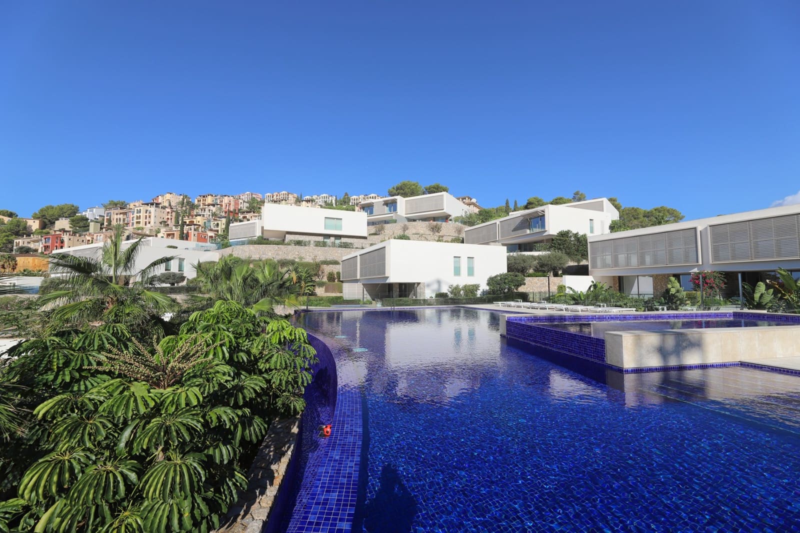 3 slaapkamer Villa te koop in Puerto de Andratx met zwembad - € 3.750.000 (Ref: 9428899)