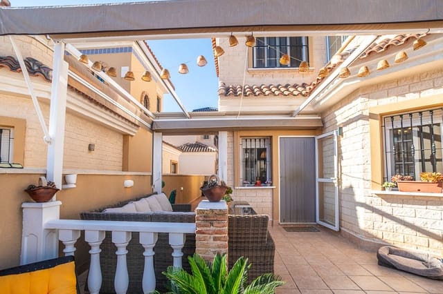 2 Zimmer Villa zu verkaufen in El Raso, Guardamar del Segura mit Pool - 247.000 € (Ref: 9511194)