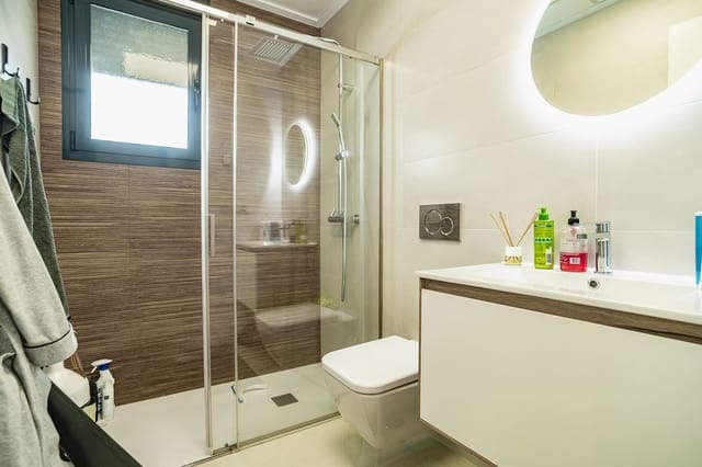 1 soverom Leilighet til salgs i Torrevieja med svømmebasseng garasje - € 199 900 (Ref: 9538930)