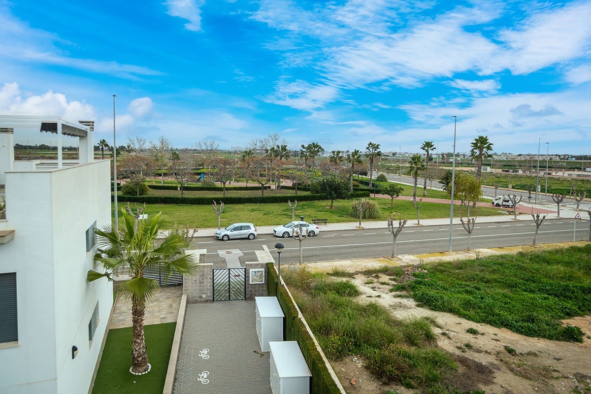 2 Zimmer Apartment zu verkaufen in Torre de la Horadada mit Pool - 229.500 € (Ref: 9559309)