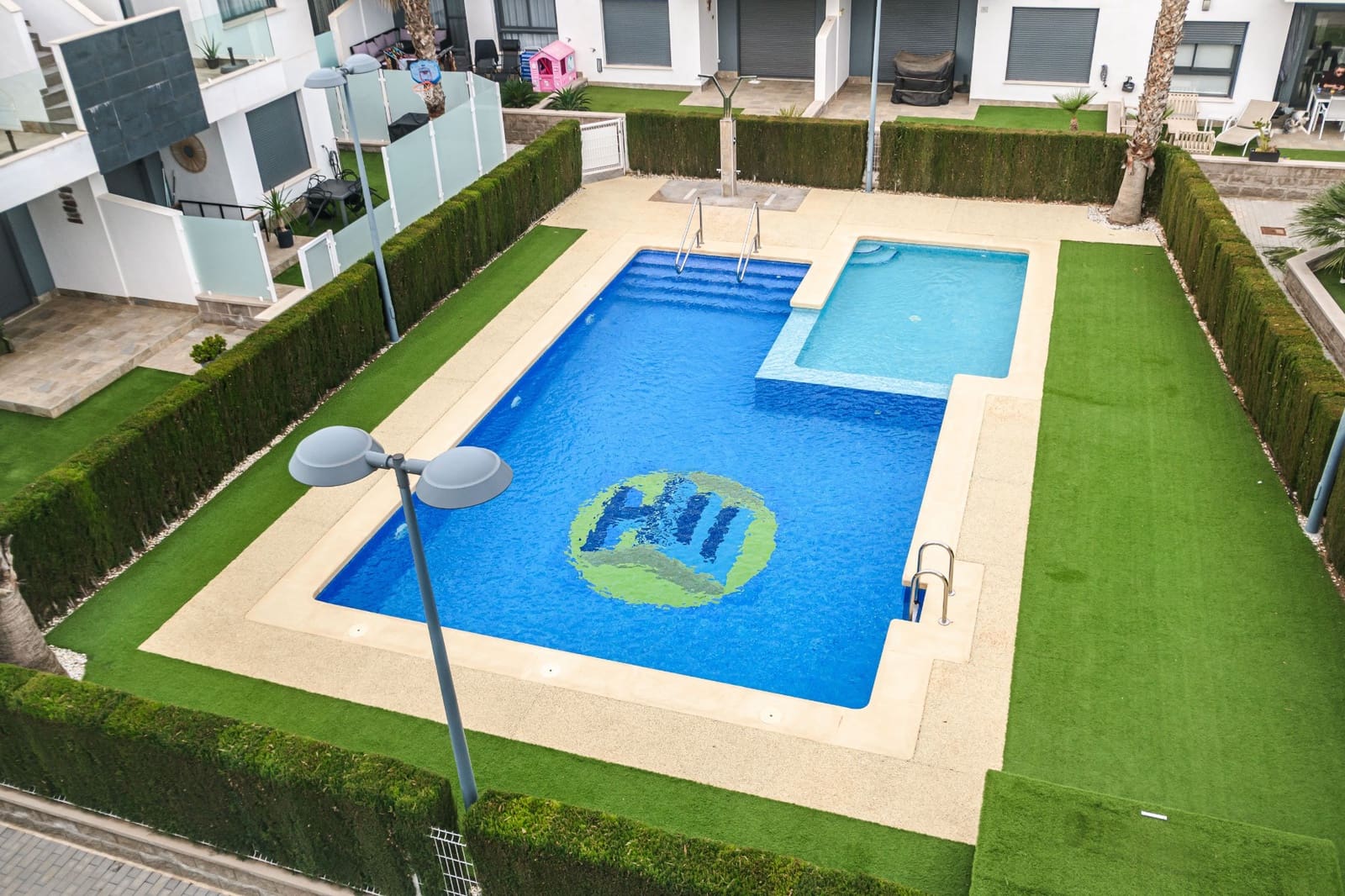 2 Zimmer Apartment zu verkaufen in Torre de la Horadada mit Pool - 229.500 € (Ref: 9559309)