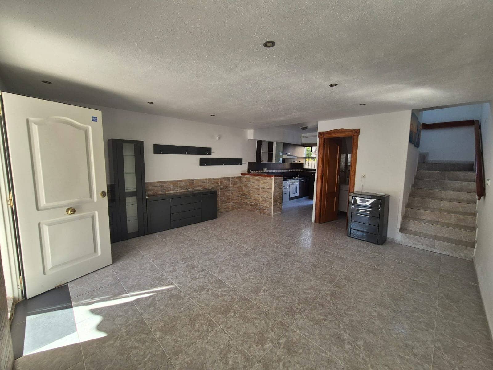 3 quarto Casa em Banda para venda em Torrevieja - 169 000 € (Ref: 9559310)