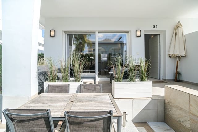 3 bedroom Villa for sale in Ciudad Quesada, Rojales with pool - € 405,000 (Ref: 9614589)