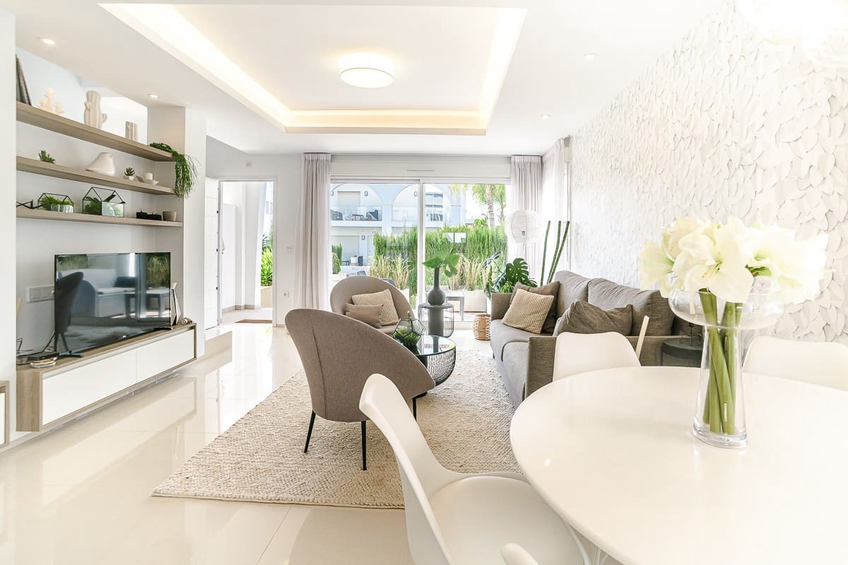 3 bedroom Villa for sale in Ciudad Quesada with pool - € 405,000 (Ref: 9614589)