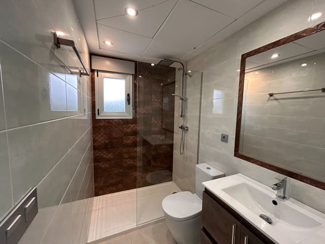 3 makuuhuone Huvila myytävänä paikassa Lo Pagan, San Pedro del Pinatar mukana uima-altaan - 357 000 € (Ref: 9681432)