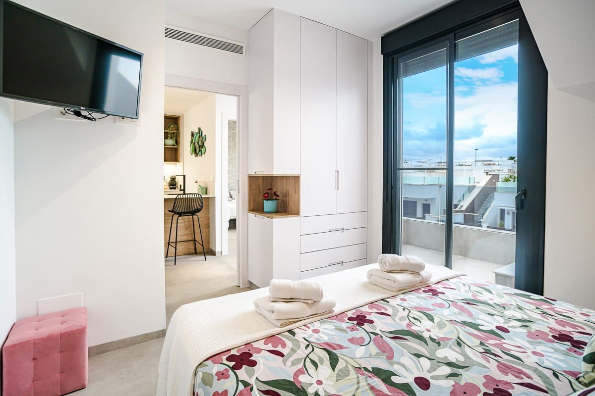 4 soveværelse Penthouse til salg i Lo Pagan med swimmingpool - € 395.000 (Ref: 9716782)