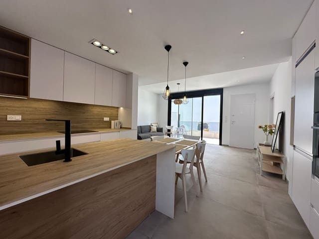 3 slaapkamer Penthouse te koop in Lo Pagan, San Pedro del Pinatar met zwembad - € 325.000 (Ref: 9771874)