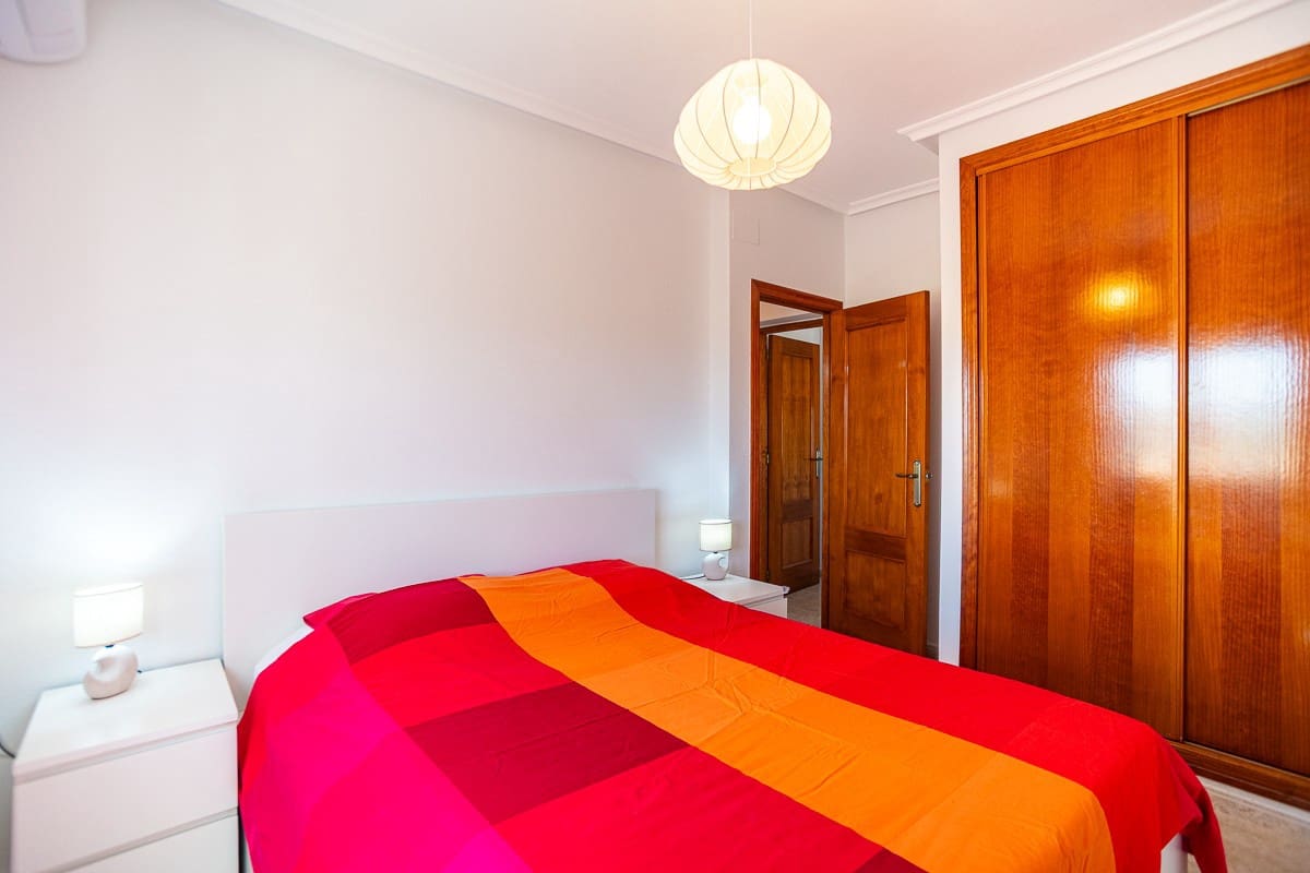 4 soveværelse Villa til salg i Catral med swimmingpool - € 380.000 (Ref: 9773463)