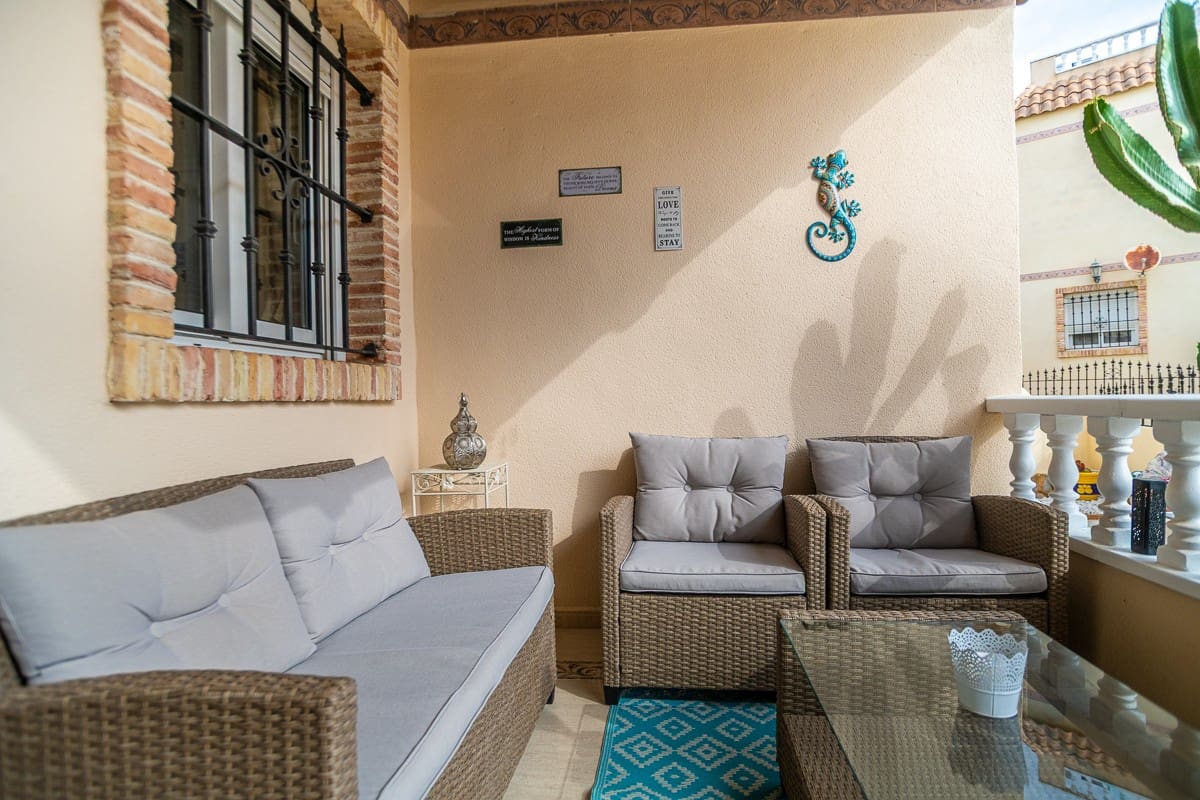 2 Zimmer Apartment zu verkaufen in Orihuela Costa mit Pool - 189.500 € (Ref: 9831597)