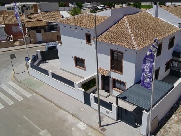 3 camera da letto Casa in vendita in Pilar de la Horadada ciudad, Pilar de la Horadada - 299.900 € (Rif: 9867706)