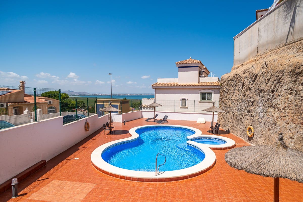 Casa de 2 habitaciones en El Carmoli en venta con piscina - 147.500 € (Ref: 9893248)