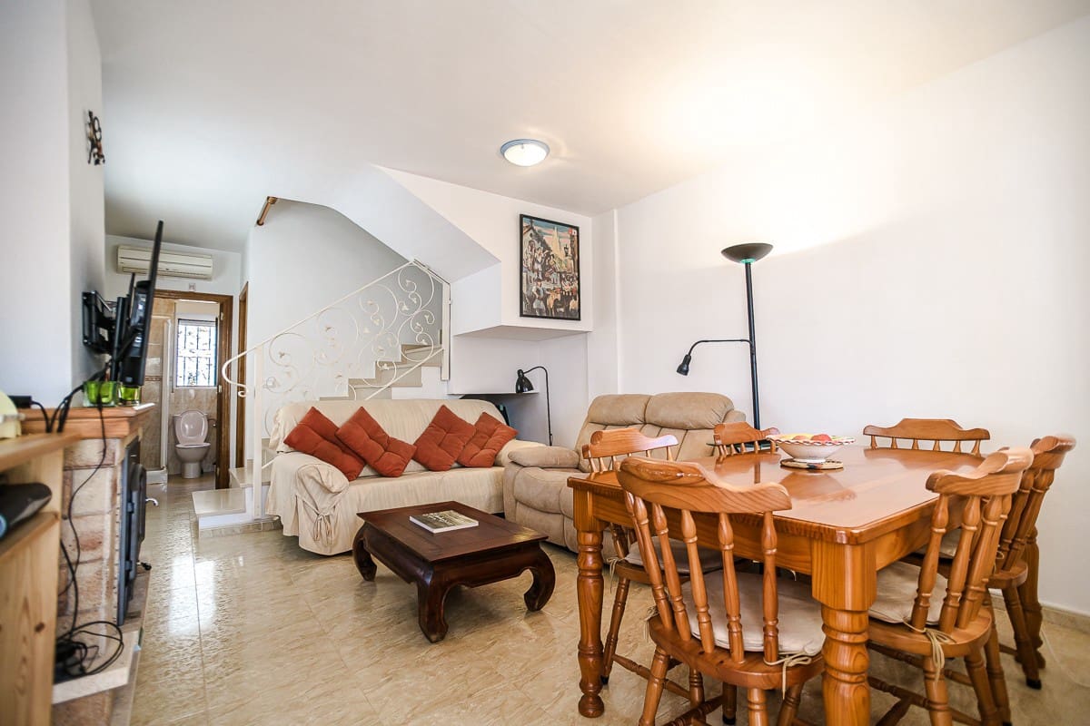 Casa de 2 habitaciones en El Carmoli en venta con piscina - 147.500 € (Ref: 9893248)