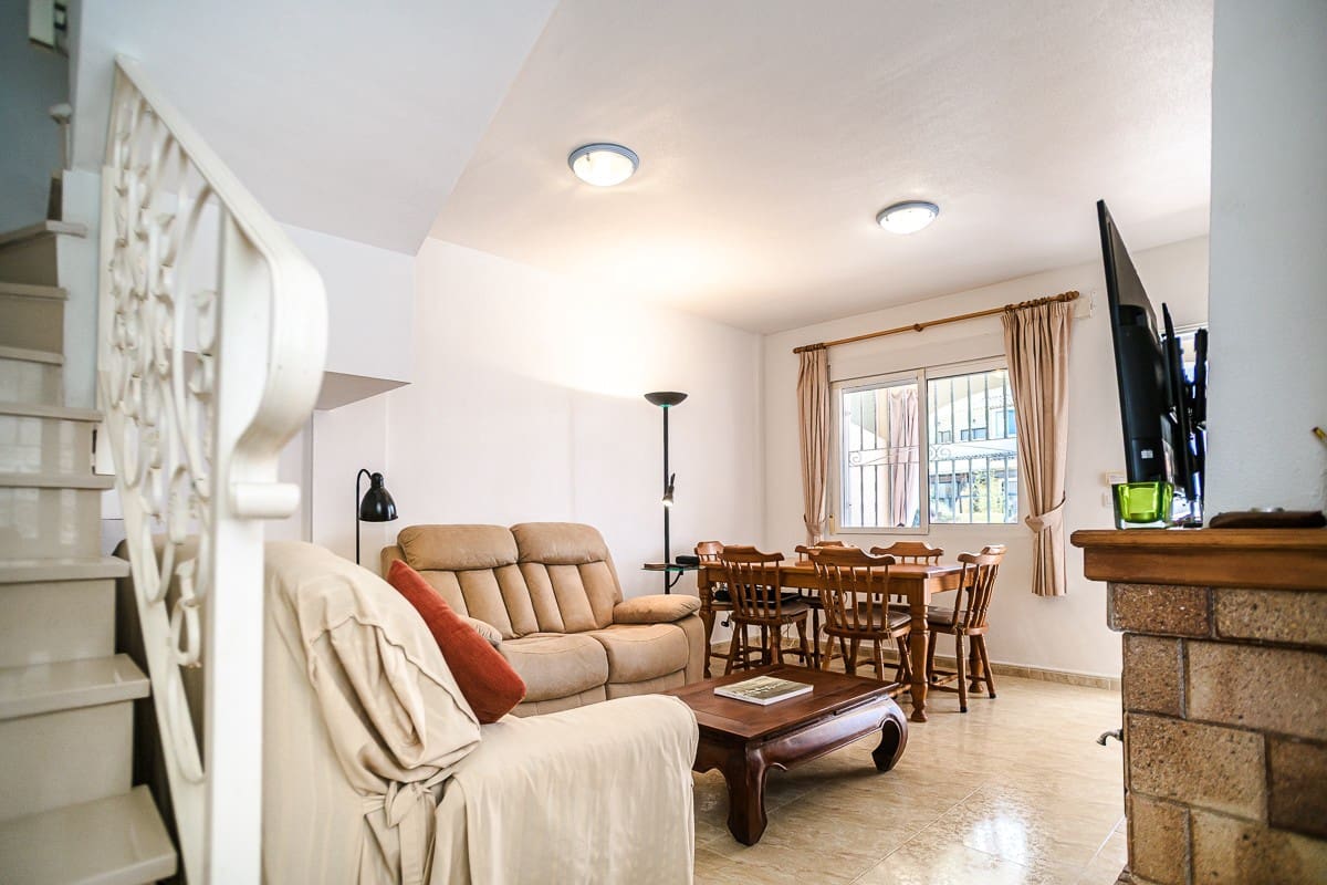 Casa de 2 habitaciones en El Carmoli en venta con piscina - 147.500 € (Ref: 9893248)