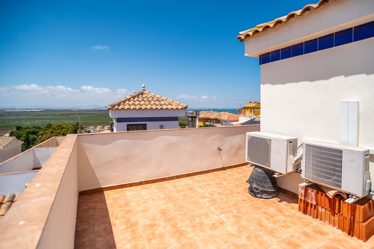 Casa de 2 habitaciones en El Carmoli en venta con piscina - 147.500 € (Ref: 9893248)