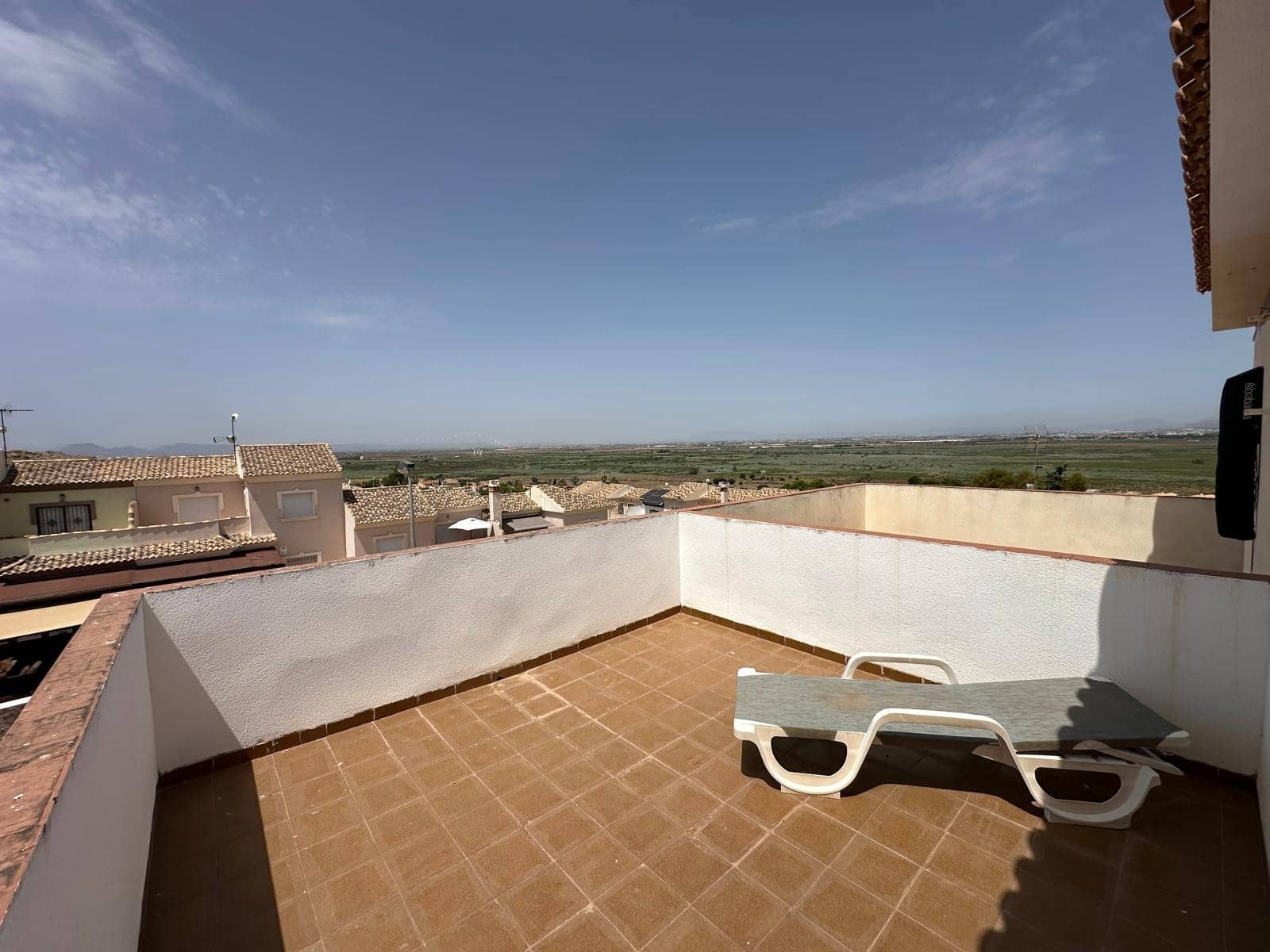 2 bedroom Townhouse for sale in El Carmoli with pool - € 147,500 (Ref: 9893248)