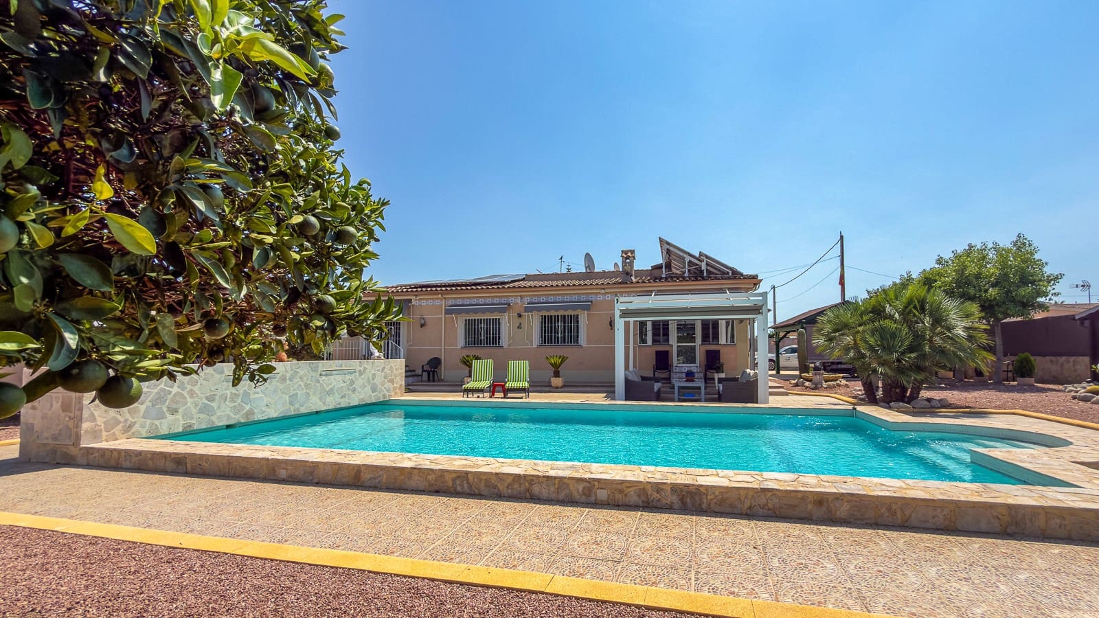 3 Zimmer Villa zu verkaufen in Catral mit Pool Garage - 585.500 € (Ref: 9940734)