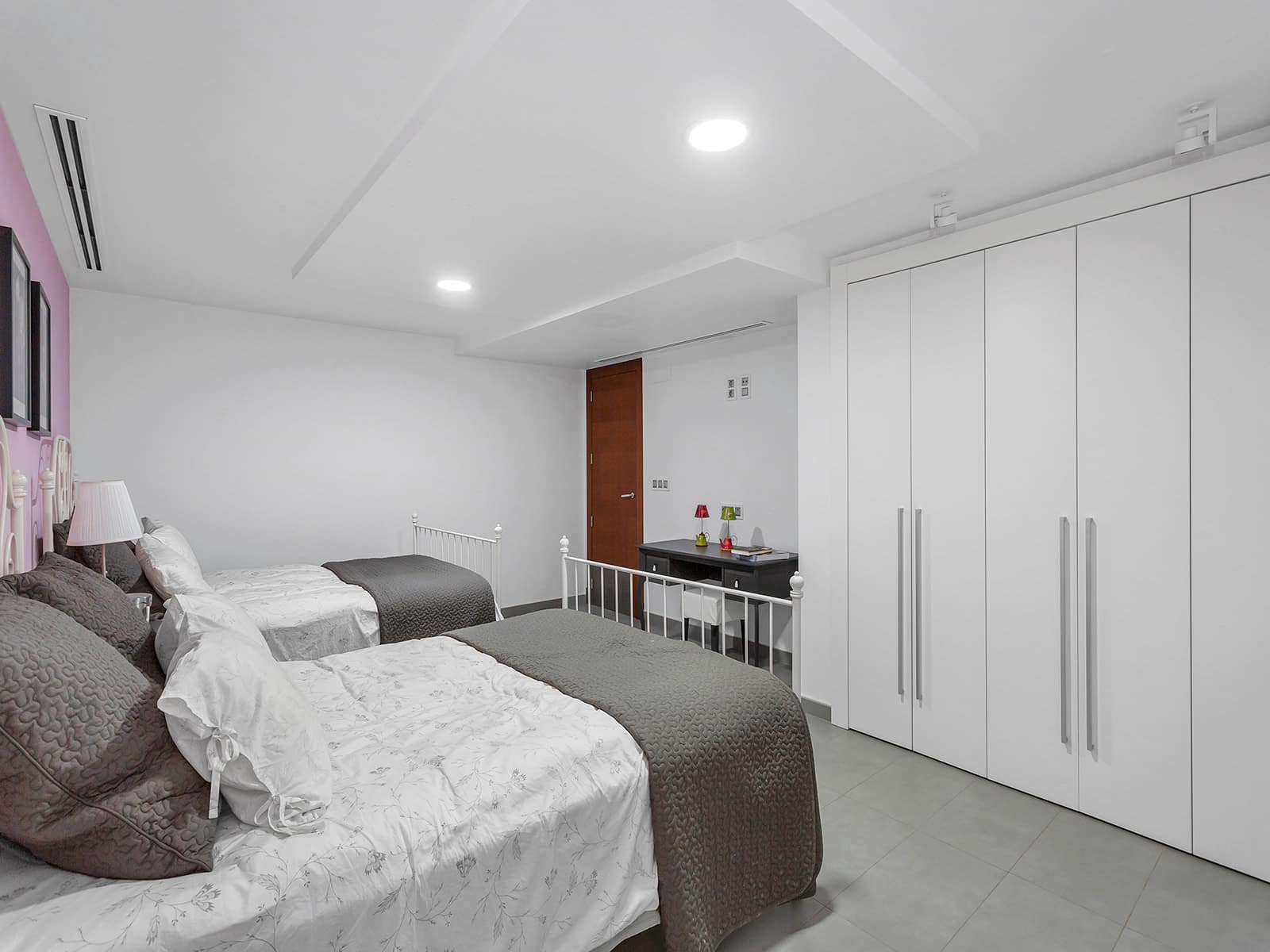 6 soveværelse Villa til salg i Algorfa med swimmingpool garage - € 1.550.000 (Ref: 9971767)
