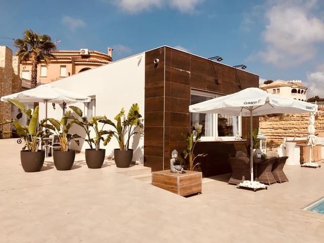 6 Zimmer Villa zu verkaufen in Ciudad Quesada, Rojales mit Pool Garage - 685.000 € (Ref: 9971768)