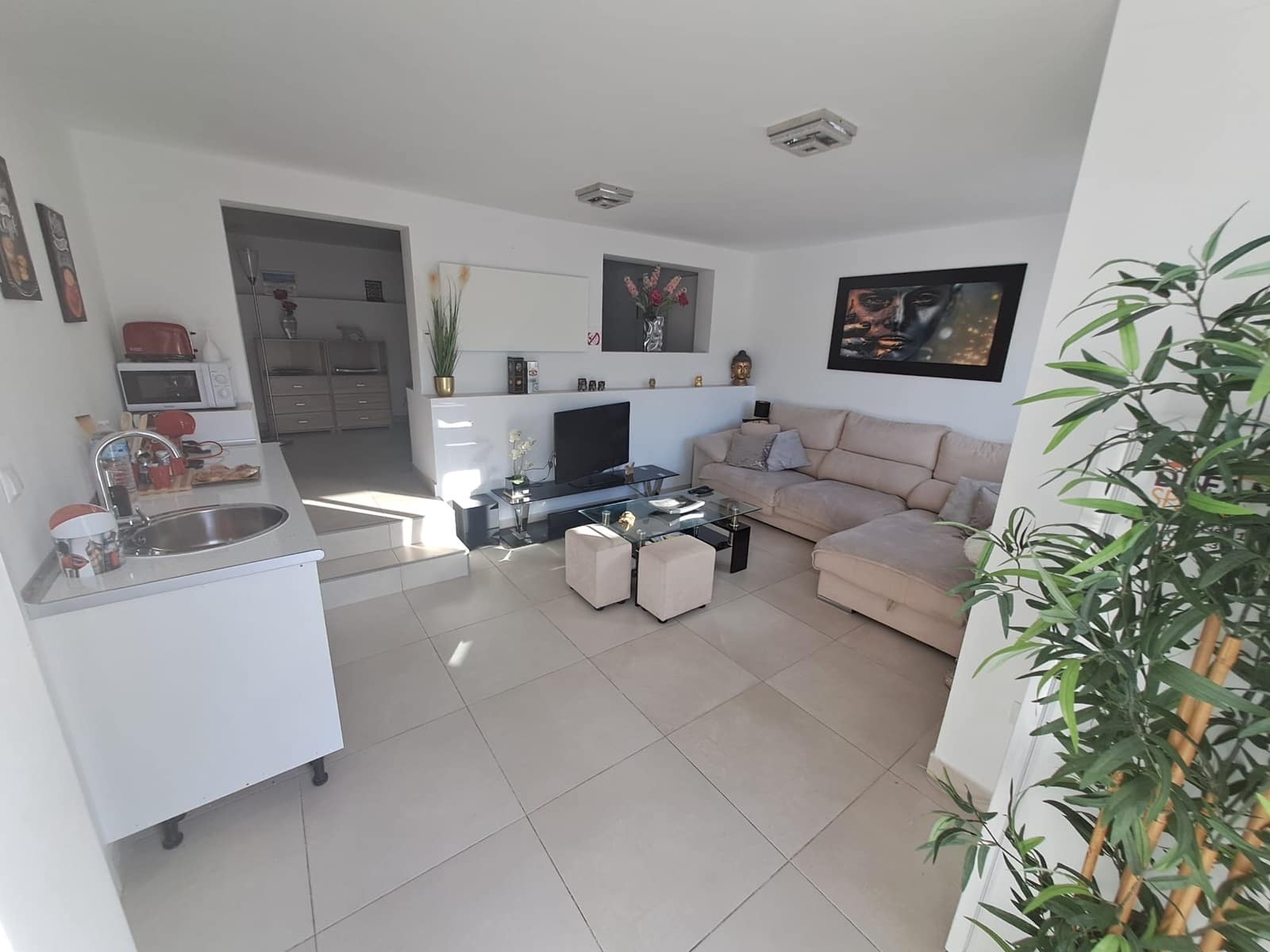 6 bedroom Villa for sale in Ciudad Quesada with pool garage - € 685,000 (Ref: 9971768)