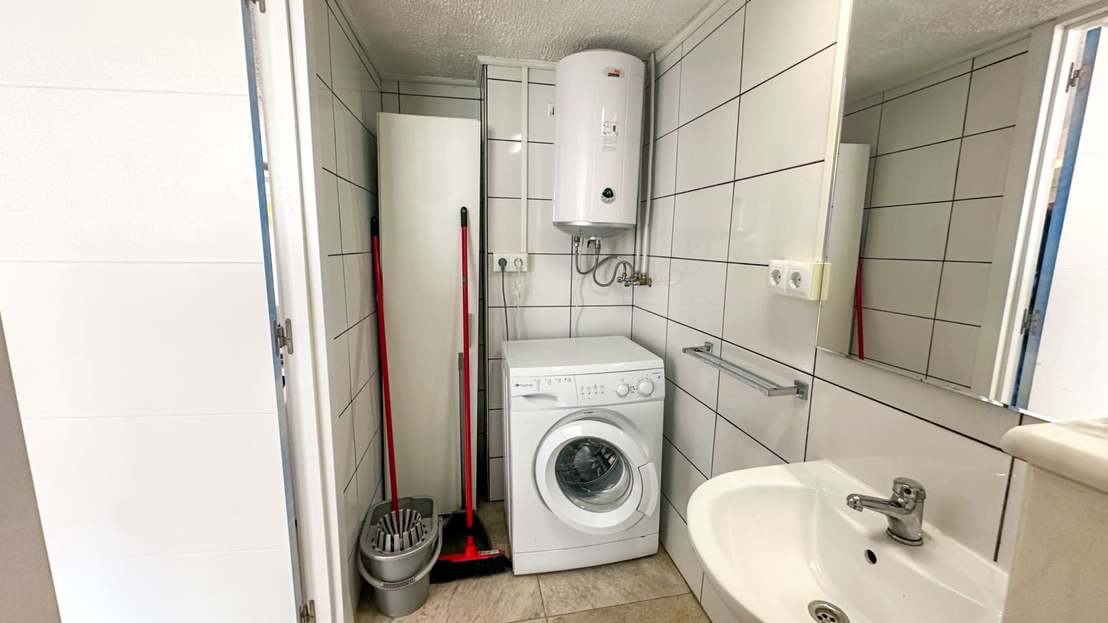 2 soverom Hus til salgs i Torrevieja med garasje - € 170 000 (Ref: 9977781)