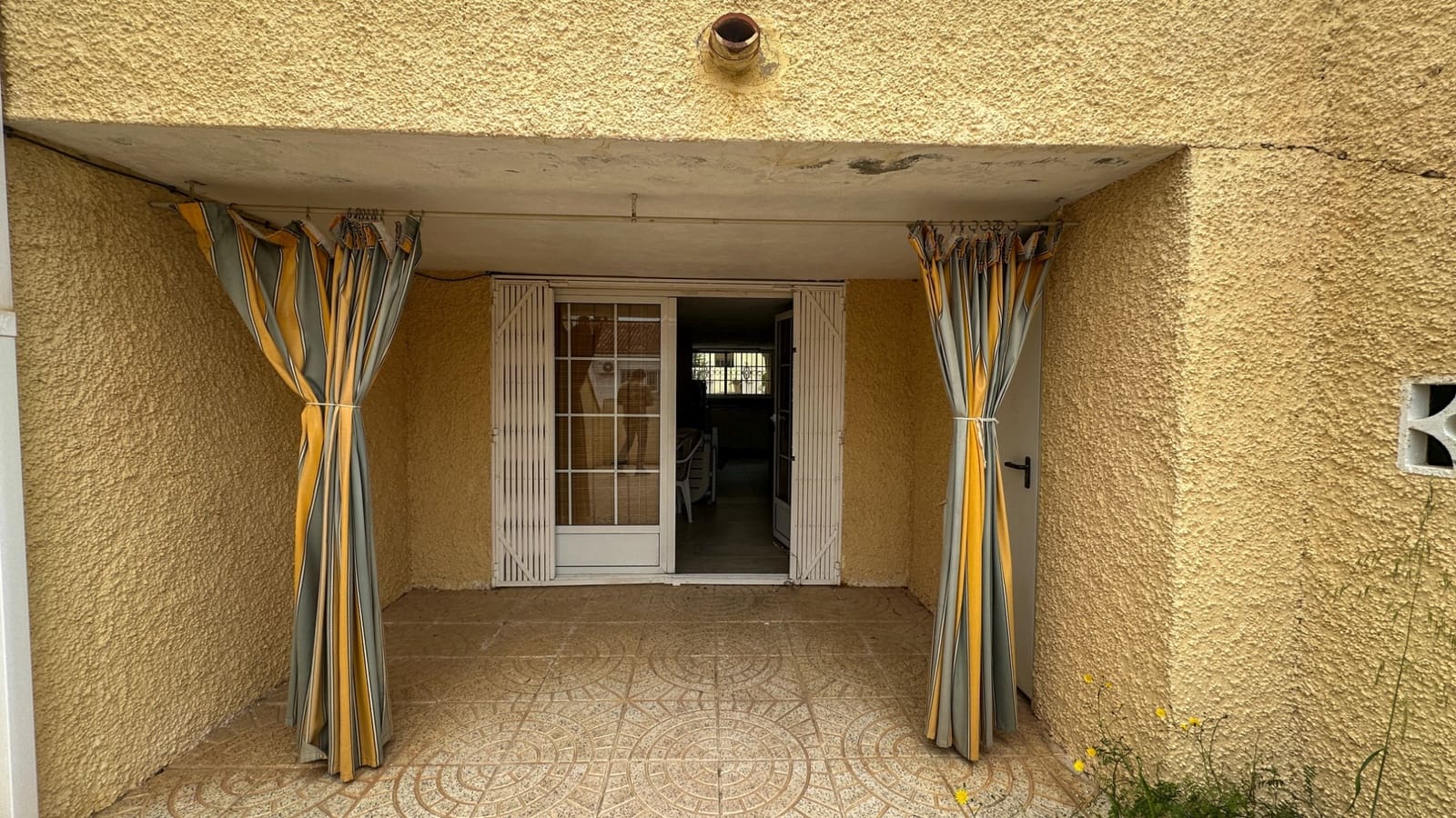 2 soverom Hus til salgs i Torrevieja med garasje - € 170 000 (Ref: 9977781)