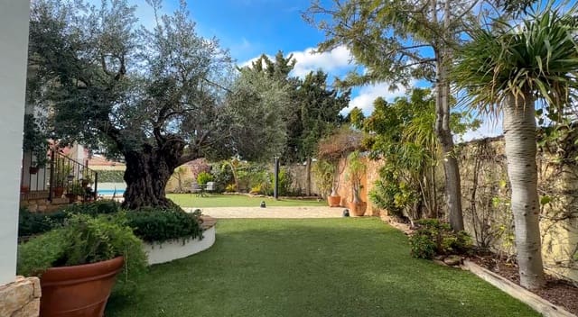 7 soveværelse Villa til salg i Dehesa de Campoamor, Orihuela med swimmingpool garage - € 1.290.000 (Ref: 9977919)