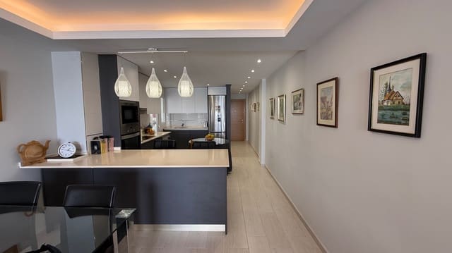 Apartamento de 3 habitaciones en Avenida Habaneras - Curva de Palangre, Torrevieja en venta - 329.000 € (Ref: 9977923)
