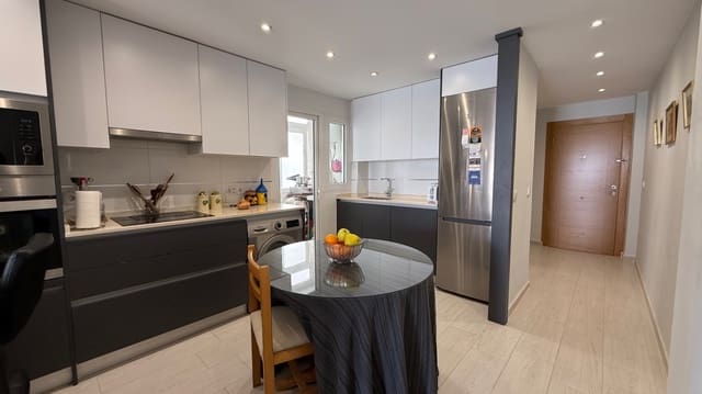 Apartamento de 3 habitaciones en Avenida Habaneras - Curva de Palangre, Torrevieja en venta - 329.000 € (Ref: 9977923)
