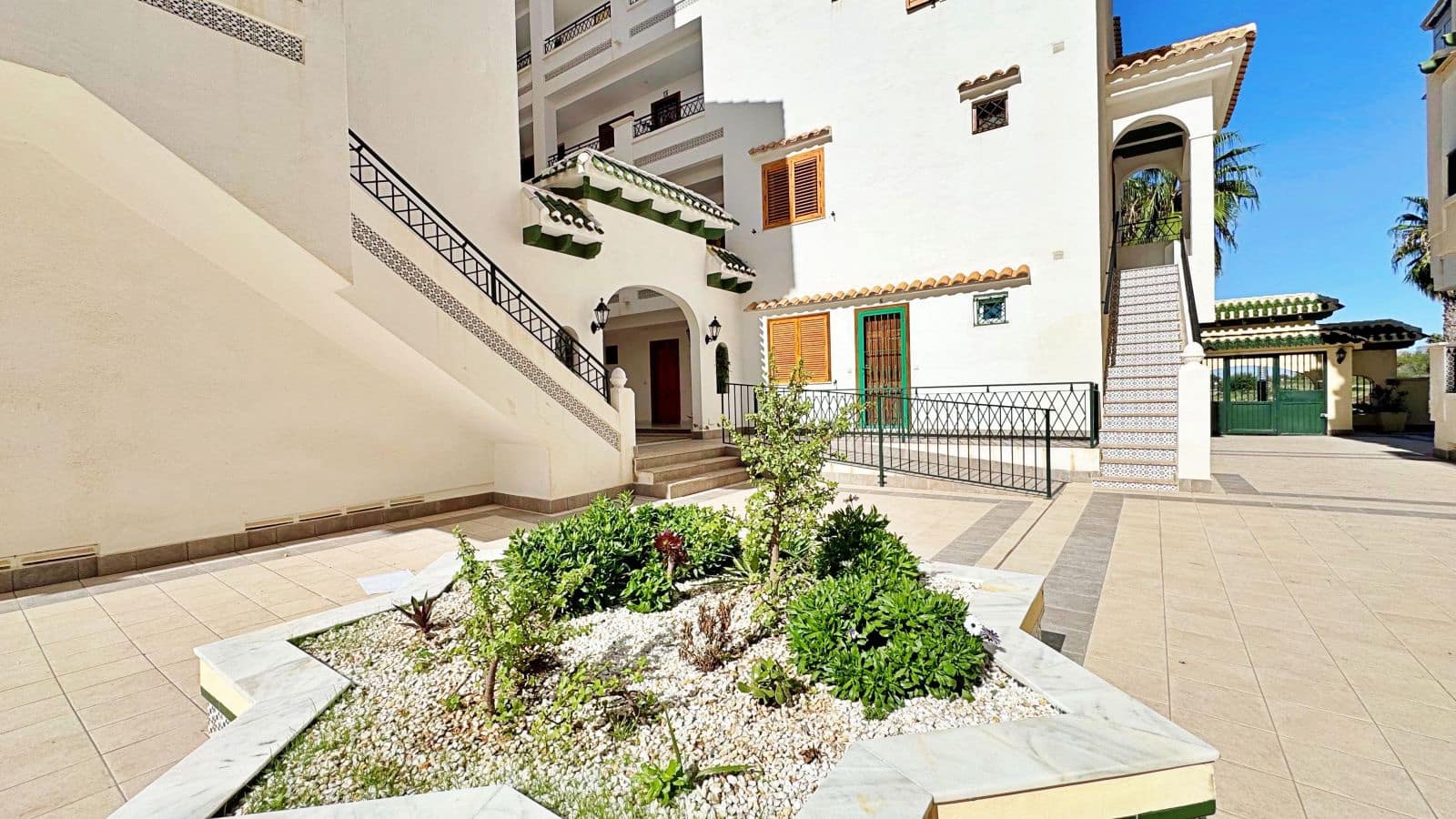 1 soveværelse Lejlighed til salg i La Mata - € 187.900 (Ref: 9989474)