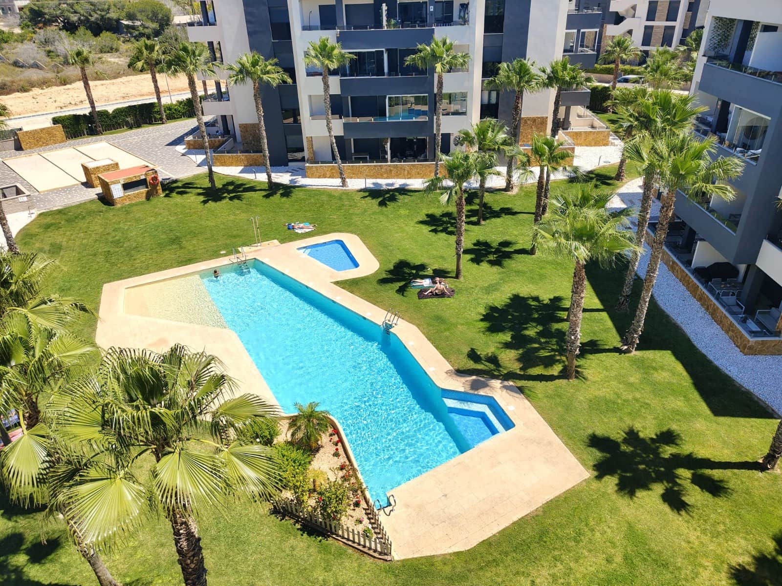3 soveværelse Lejlighed til salg i Los Altos med swimmingpool - € 300.000 (Ref: 9996326)
