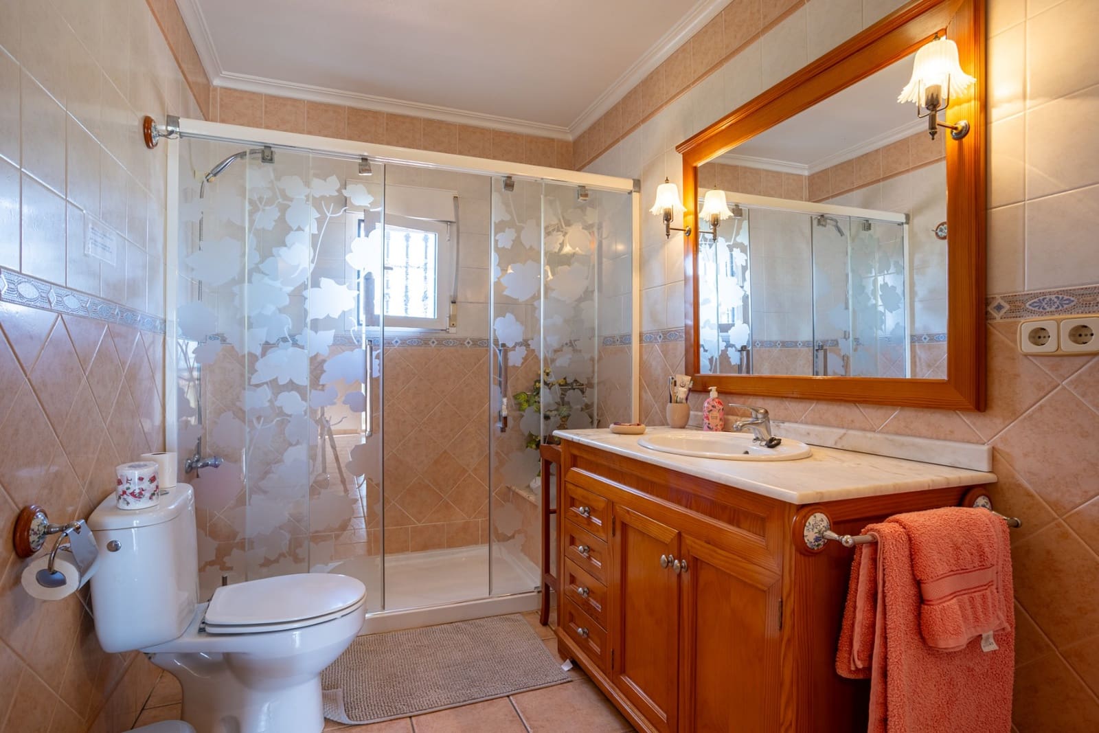 5 Zimmer Villa zu verkaufen in La Hoya mit Pool Garage - 510.000 € (Ref: 9996327)