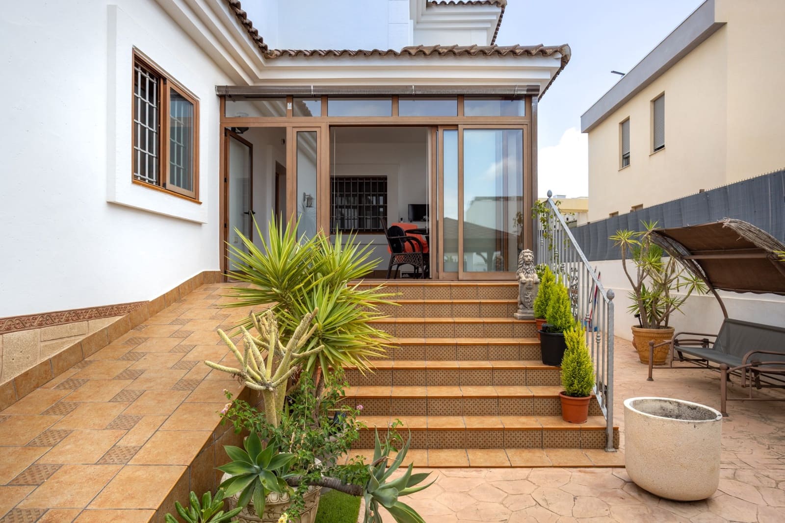 4 soveværelse Villa til salg i Los Montesinos med swimmingpool garage - € 750.000 (Ref: 9996328)