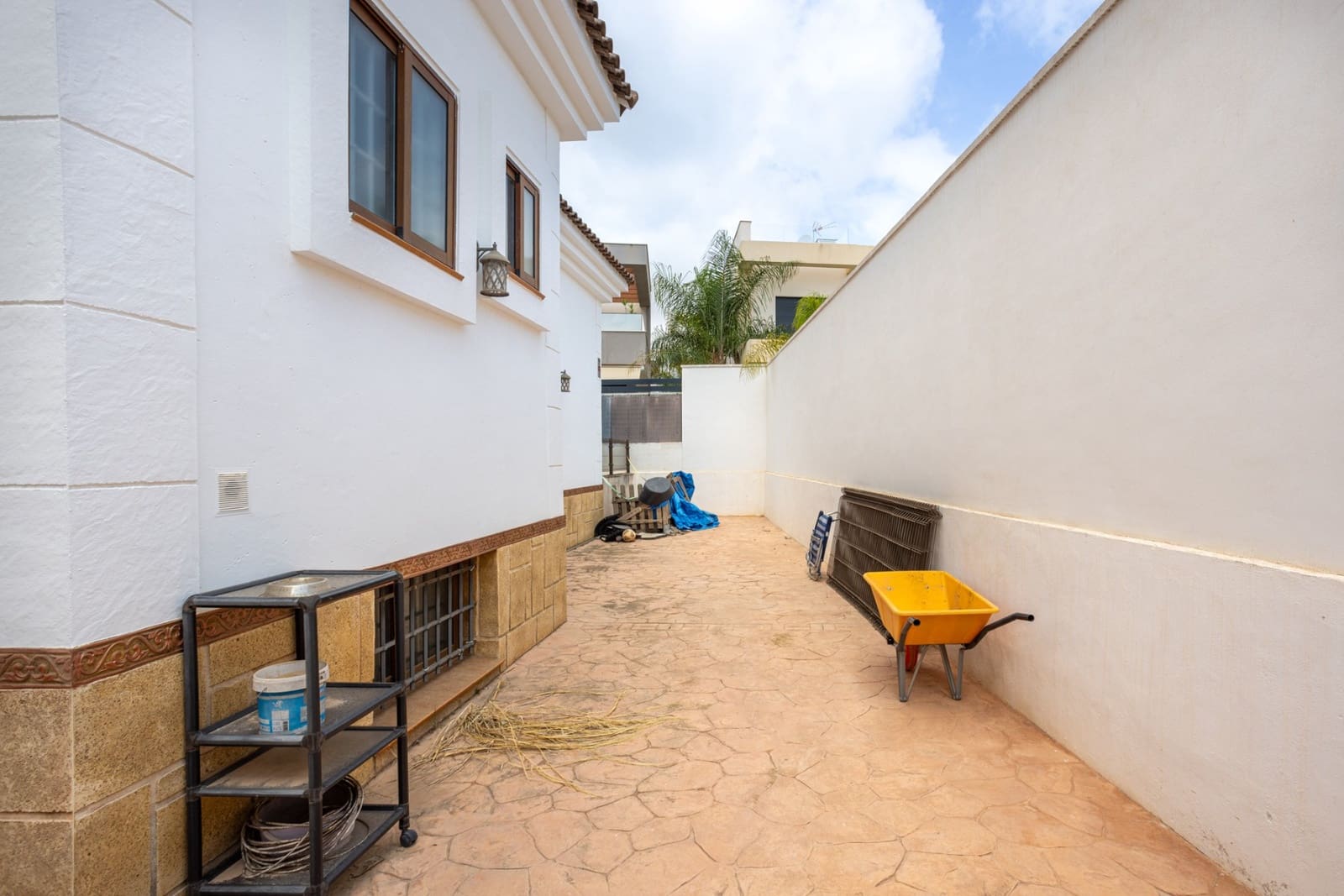 4 soveværelse Villa til salg i Los Montesinos med swimmingpool garage - € 750.000 (Ref: 9996328)