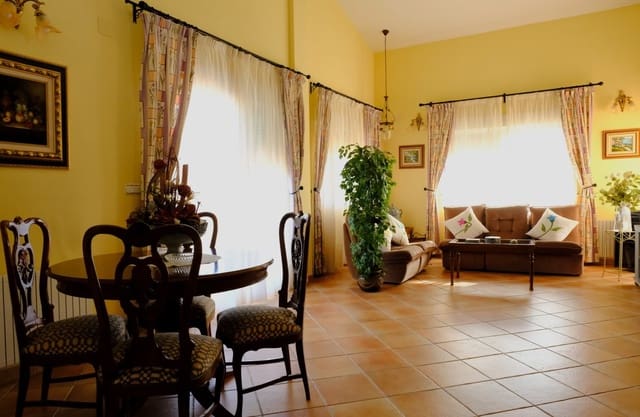 4 soveværelse Finca/Landehus til salg i Desamparados - Hurchillo - Torremendo, Orihuela med swimmingpool garage - € 675.000 (Ref: 9996330)