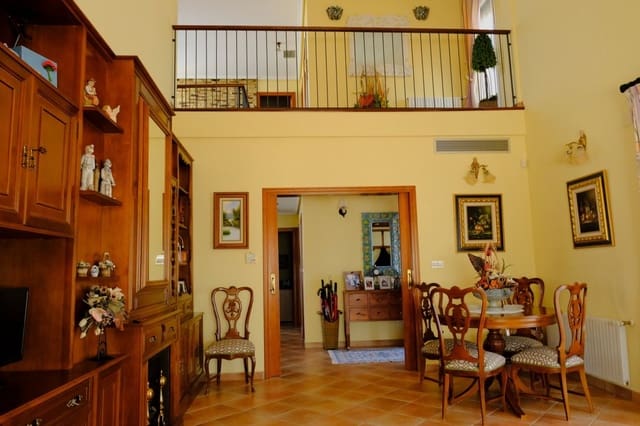 4 soveværelse Finca/Landehus til salg i Desamparados - Hurchillo - Torremendo, Orihuela med swimmingpool garage - € 675.000 (Ref: 9996330)