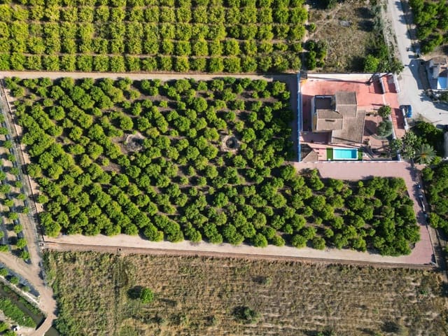4 soveværelse Finca/Landehus til salg i Desamparados - Hurchillo - Torremendo, Orihuela med swimmingpool garage - € 675.000 (Ref: 9996330)