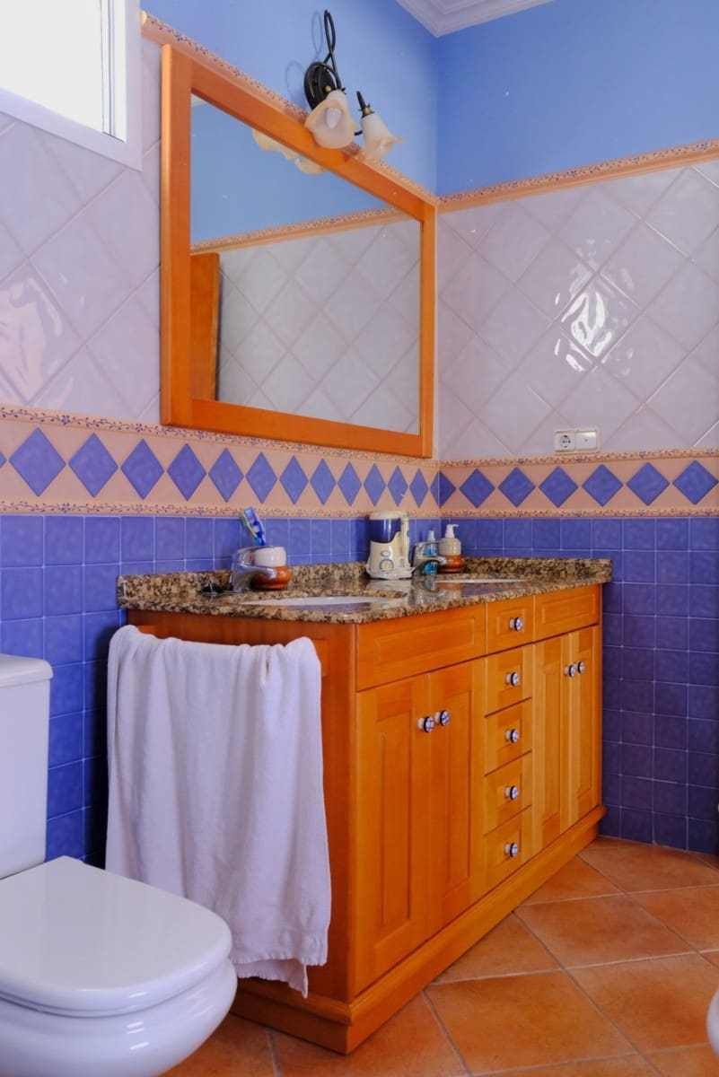 4 soveværelse Finca/Landehus til salg i Orihuela med swimmingpool garage - € 675.000 (Ref: 9996330)