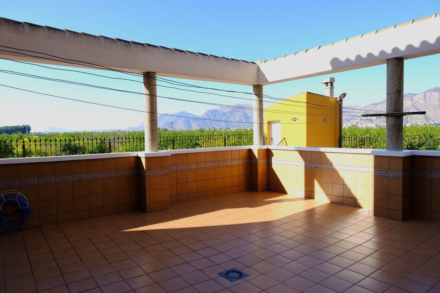 4 soveværelse Finca/Landehus til salg i Orihuela med swimmingpool garage - € 675.000 (Ref: 9996330)